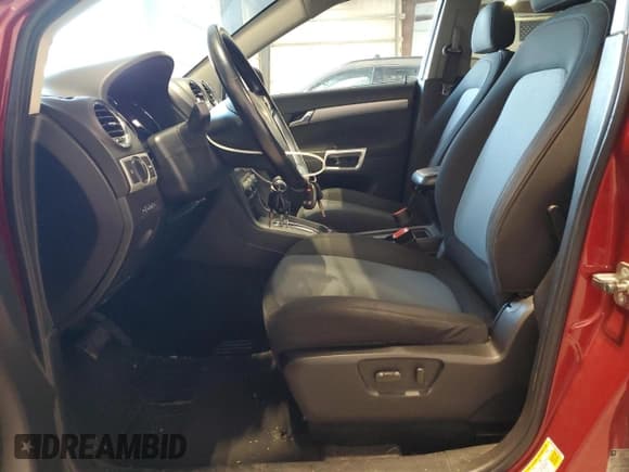 ✅ 2012 Chevrolet Captiva Sport LS • VIN: 3GNAL2EK3CS629693 • Lot: 85681515. Wystawiony na Copart z przebiegiem 98 156 mil. Bezpłatny archiwum sprzedaży aukcyjnych z USA i szczegółowy raport historii pojazdu na DreamBid. Zdjęcie 7.