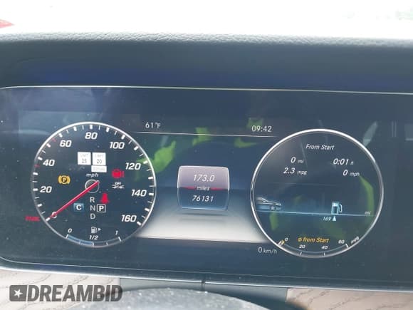 ✅ 2019 Mercedes-Benz E 450 • VIN: WDDZH6JB6KA582921 • Lot: 42642916. Listed on IAAI with 76,131 mi. Free auction sales archive from the USA and detailed vehicle history report at DreamBid. Image 7.