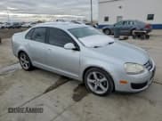 ✅ 2009 Volkswagen Jetta S • VIN: 3VWJZ71K99M156757 • Lot: 95053545. Listed on Copart with 111,870 mi. Free auction sales archive from the USA and detailed vehicle history report at DreamBid. Image 4.