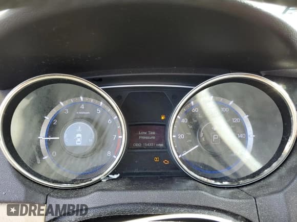 ✅ 2013 Hyundai Sonata SE • VIN: 5NPEC4AC1DH685888 • Lot: 65967454. Listed on Copart with 154,331 mi. Free auction sales archive from the USA and detailed vehicle history report at DreamBid. Image 9.