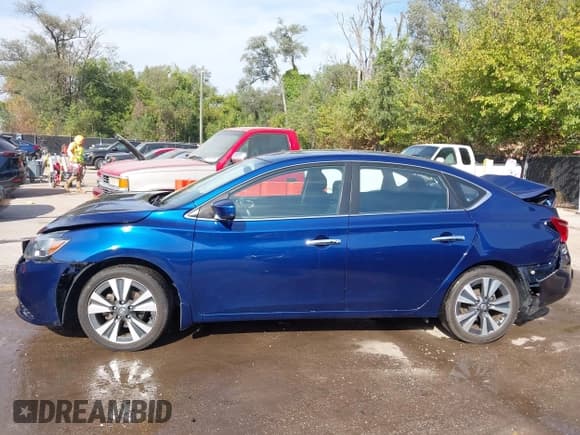 ✅ 2019 Nissan Sentra S • VIN: 3N1AB7AP8KY205693 • Lot: 43341344. Wystawiony na IAAI z przebiegiem 35 334 mil. Bezpłatny archiwum sprzedaży aukcyjnych z USA i szczegółowy raport historii pojazdu na DreamBid. Zdjęcie 14.