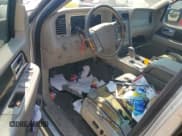 ✅ 2007 Lincoln Navigator • VIN: 5LMFU275X7LJ03715 • Lot: 70698985. Listed on Copart with Not provided. Free auction sales archive from the USA and detailed vehicle history report at DreamBid. Image 8.