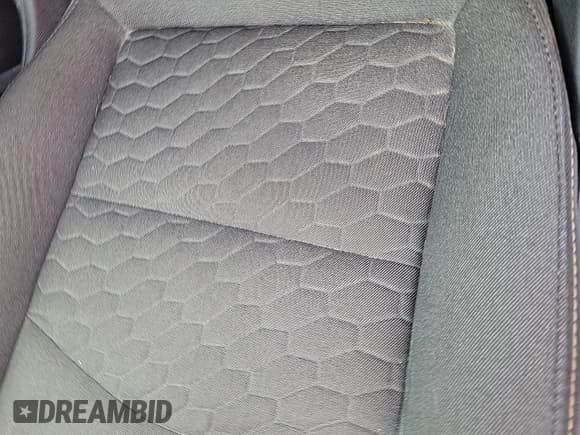 ✅ 2020 Chevrolet Equinox LT • VIN: 2GNAXJEV8L6160575 • Lot: 42569719. Wystawiony na IAAI z przebiegiem 94 767 mil. Bezpłatny archiwum sprzedaży aukcyjnych z USA i szczegółowy raport historii pojazdu na DreamBid. Zdjęcie 1.