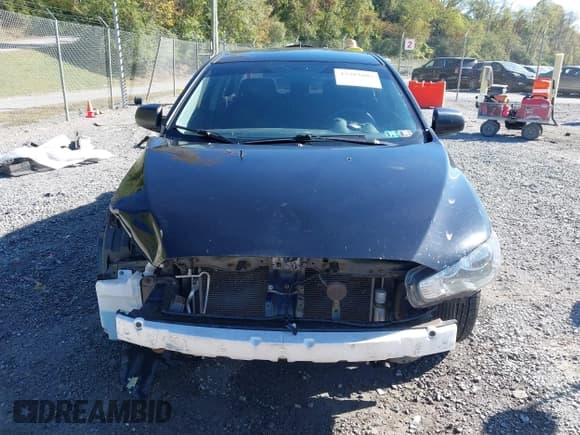 ✅ 2012 Mitsubishi Lancer SE • VIN: JA32V2FW3CU026475 • Lot: 43382085. Wystawiony na IAAI z przebiegiem 114 665 mil. Bezpłatny archiwum sprzedaży aukcyjnych z USA i szczegółowy raport historii pojazdu na DreamBid. Zdjęcie 12.