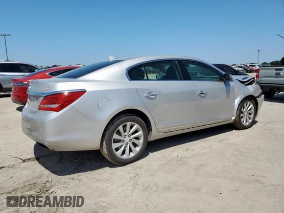 ✅ 2015 Buick LaCrosse • VIN: 1G4GA5G30FF311387 • Лот: 61166445. Опубликован ранее на Copart с пробегом 32 016 миль. Бесплатный доступ к архиву аукционных продаж из США и подробный отчёт об истории автомобиля на DreamBid. Изображение 3.