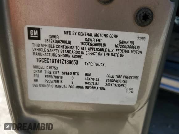 2001 Chevrolet Silverado 1500 LT z VIN 1GCEC19T41Z189653, wystawiony jako Copart lot #49685925 z przebiegiem 393 922 mil mil oraz Szkoda całkowita • Salvage title. Historia ofert i sprzedaży dostępna na DreamBid. Obrazek 12.