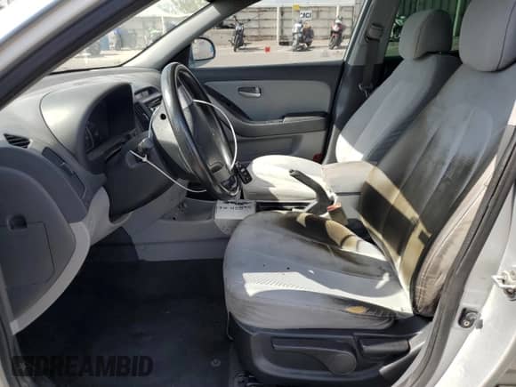 ✅ 2008 Hyundai Elantra GLS • VIN: KMHDU46D28U352780 • Lot: 66806804. Wystawiony na Copart z przebiegiem 119 834 mil mil. Skorzystaj z bezpłatnego archiwum sprzedaży aukcyjnych z USA i zobacz szczegółowy raport historii pojazdu na DreamBid. Zdjęcie 7.