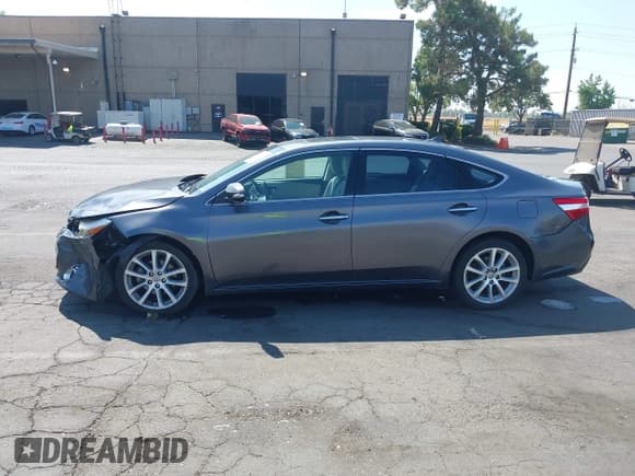 ✅ 2014 Toyota Avalon Limited • VIN: 4T1BK1EB3EU107929 • Lot: 43126942. Listed on IAAI with 108,795 mi. Free auction sales archive from the USA and detailed vehicle history report at DreamBid. Image 15.