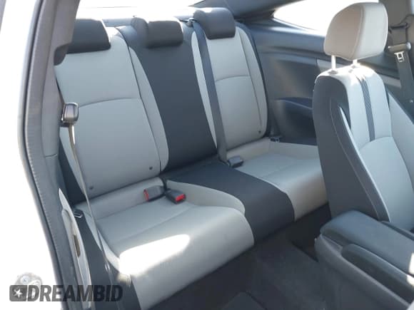 ✅ 2016 Honda Civic EX-T • VIN: 2HGFC3B3XGH356893 • Лот: 43516321. Опубликован ранее на IAAI с пробегом 102 932 миль. Бесплатный доступ к архиву аукционных продаж из США и подробный отчёт об истории автомобиля на DreamBid. Изображение 8.