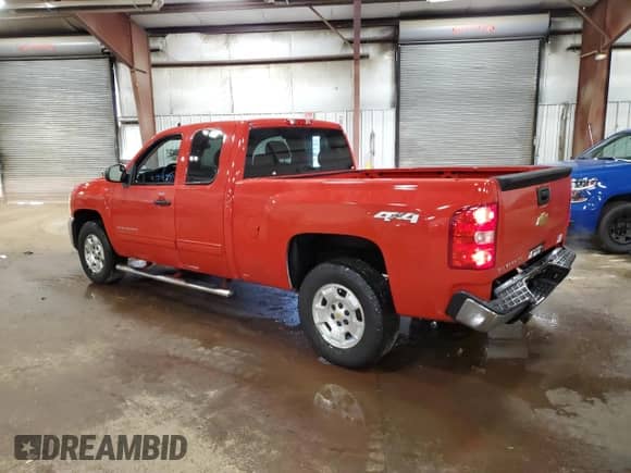2013 Chevrolet Silverado 1500 LT with VIN 1GCRKSE76DZ329371, listed as a Copart auction lot 87091925 with 139,713 mi miles and Clean title. Bid and sale history available at DreamBid. Image 2.
