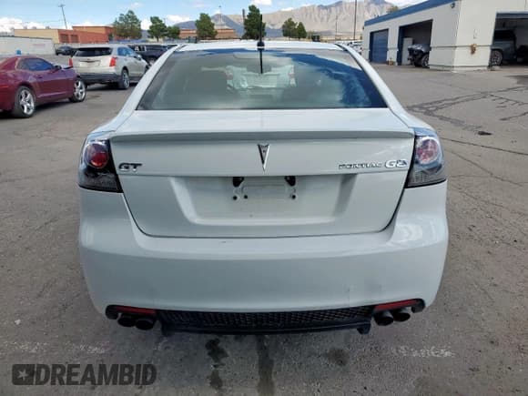 ✅ 2008 Pontiac G8 GT • VIN: 6G2EC57Y08L143926 • Lot: 81946135. Listed on Copart with 113,446 mi. Free auction sales archive from the USA and detailed vehicle history report at DreamBid. Image 6.