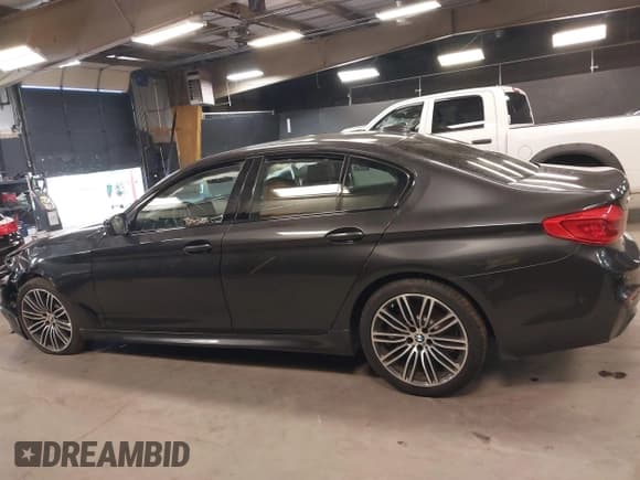 ✅ 2019 BMW 5 Series 530i xDrive • VIN: WBAJA7C57KWW45999 • Lot: 42540573. Listed on IAAI with 42,463 mi. Free auction sales archive from the USA and detailed vehicle history report at DreamBid. Image 14.