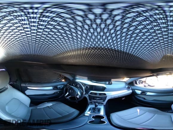 ✅ 2012 Mercedes-Benz C 250 • VIN: WDDGJ4HB4CF799037 • Лот: 43852759. Опубликован ранее на IAAI с пробегом 131 728 миль. Бесплатный доступ к архиву аукционных продаж из США и подробный отчёт об истории автомобиля на DreamBid. Изображение 19.