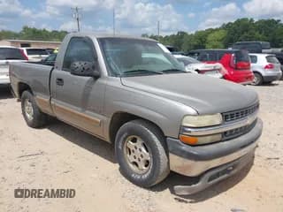 ✅ 2001 Chevrolet Silverado 1500 LS • VIN: 1GCEC14V61Z209099 • Лот: 42764055. Опубликован ранее на IAAI с пробегом Не указан. Бесплатный доступ к архиву аукционных продаж из США и подробный отчёт об истории автомобиля на DreamBid. Изображение 1.