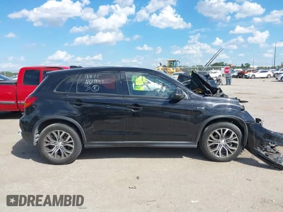 2019 Mitsubishi Outlander ES with VIN JA4AP3AU1KU032223, listed as a IAAI auction lot 43283790 with 47,697 mi miles and . Bid and sale history available at DreamBid. Image 13.