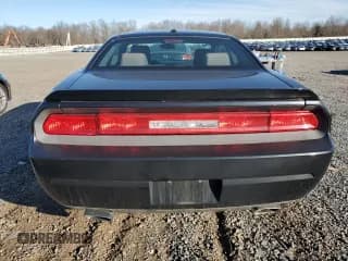 ✅ 2010 Dodge Challenger R/T Classic • VIN: 2B3CJ5DT7AH223971 • Lot: 48508455. Wystawiony na Copart z przebiegiem 179 573 mil. Bezpłatny archiwum sprzedaży aukcyjnych z USA i szczegółowy raport historii pojazdu na DreamBid. Zdjęcie 6.