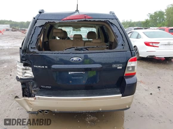 ✅ 2008 Ford Taurus X Eddie Bauer • VIN: 1FMDK08W58GA18903 • Лот: 42552380. Опубликован ранее на IAAI с пробегом 164 633 миль. Бесплатный доступ к архиву аукционных продаж из США и подробный отчёт об истории автомобиля на DreamBid. Изображение 17.