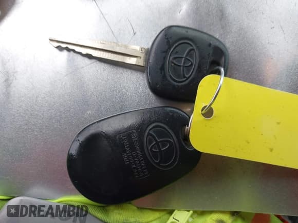 ✅ 2017 Toyota Tundra SR5 • VIN: 5TFDY5F12HX597887 • Lot: 43705073. Listed on IAAI with 93,718 mi. Free auction sales archive from the USA and detailed vehicle history report at DreamBid. Image 11.