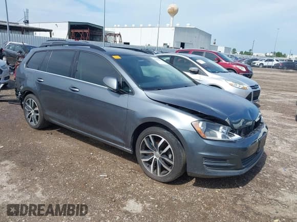 ✅ 2016 Volkswagen Golf TSI S • VIN: 3VWC17AU2GM520225 • Lot: 42690981. Listed on IAAI with 101,911 mi. Free auction sales archive from the USA and detailed vehicle history report at DreamBid. Image 1.
