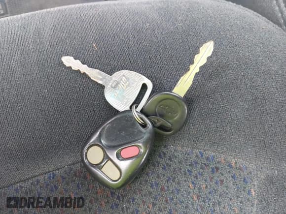 ✅ 2000 Chevrolet Silverado 1500 LT • VIN: 2GCEC19T2Y1197530 • Лот: 43614158. Опубликован ранее на IAAI с пробегом 211 221 миль. Бесплатный доступ к архиву аукционных продаж из США и подробный отчёт об истории автомобиля на DreamBid. Изображение 11.