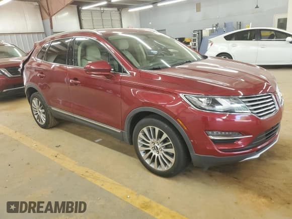 ✅ 2016 Lincoln MKC Reserve • VIN: 5LMCJ3C95GUJ21348 • Lot: 65618965. Wystawiony na Copart z przebiegiem 53 290 mil. Bezpłatny archiwum sprzedaży aukcyjnych z USA i szczegółowy raport historii pojazdu na DreamBid. Zdjęcie 4.