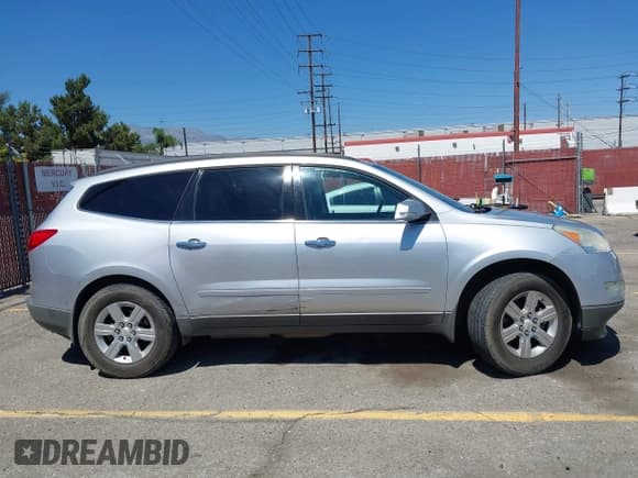 ✅ 2012 Chevrolet Traverse 2LT • VIN: 1GNKRJED3CJ406201 • Лот: 43148515. Опубликован ранее на IAAI с пробегом 163 522 миль. Бесплатный доступ к архиву аукционных продаж из США и подробный отчёт об истории автомобиля на DreamBid. Изображение 13.