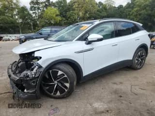 ✅ 2021 Volkswagen ID.4 Pro S • VIN: WVGTMPE27MP058216 • Lot: 82107155. Wystawiony na Copart z przebiegiem 22 791 mil. Bezpłatny archiwum sprzedaży aukcyjnych z USA i szczegółowy raport historii pojazdu na DreamBid. Zdjęcie 1.