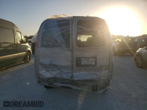 ✅ 2008 Chevrolet Express Passenger • VIN: 1GAHG39K181202980 • Lot: 77233854. Listed on Copart with Not provided. Free auction sales archive from the USA and detailed vehicle history report at DreamBid. Image 6.