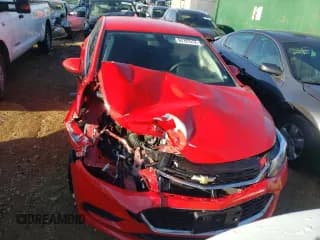 ✅ 2017 Chevrolet Cruze LT • VIN: 3G1BE6SM8HS595741 • Lot: 67797212. Wystawiony na Copart z przebiegiem Nie podano. Bezpłatny archiwum sprzedaży aukcyjnych z USA i szczegółowy raport historii pojazdu na DreamBid. Zdjęcie 5.
