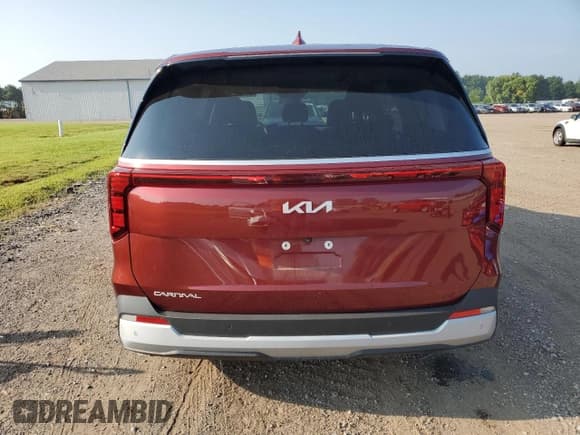✅ 2025 Kia Carnival LXS • VIN: KNDNB5K39S6462092 • Lot: 64713465. Wystawiony na Copart z przebiegiem 8 460 mil. Bezpłatny archiwum sprzedaży aukcyjnych z USA i szczegółowy raport historii pojazdu na DreamBid. Zdjęcie 6.