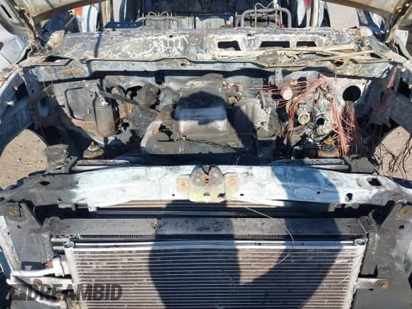 2006 Dodge 3500 SLT z VIN 3D7LX38C26G235602, wystawiony jako IAAI lot #41894590 z przebiegiem Nie podano mil oraz . Historia ofert i sprzedaży dostępna na DreamBid. Obrazek 10.