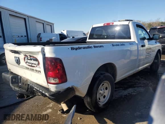 2015 Ram 1500 Tradesman with VIN 3C6JR6DG4FG522338, listed as a Copart auction lot 86081314 with 131,186 mi miles and Salvage title. Bid and sale history available at DreamBid. Image 3.