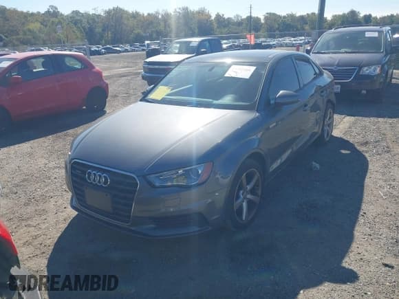 ✅ 2015 Audi A3 Premium • VIN: WAUBFGFF8F1005698 • Лот: 43382266. Опубликован ранее на IAAI с пробегом 104 435 миль. Бесплатный доступ к архиву аукционных продаж из США и подробный отчёт об истории автомобиля на DreamBid. Изображение 2.