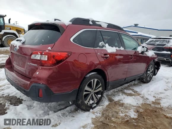 ✅ 2018 Subaru Outback Limited • VIN: 4S4BSANCXJ3295521 • Lot: 92209415. Listed on Copart with 52,821 mi. Free auction sales archive from the USA and detailed vehicle history report at DreamBid. Image 3.