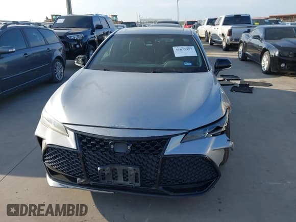 ✅ 2019 Toyota Avalon Limited • VIN: 4T1BZ1FBXKU029655 • Lot: 42875957. Listed on IAAI with 115,590 mi. Free auction sales archive from the USA and detailed vehicle history report at DreamBid. Image 12.