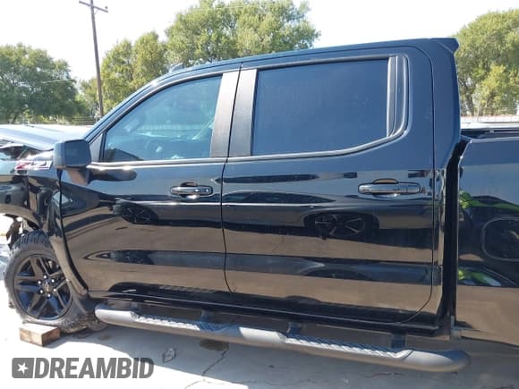 ✅ 2021 Chevrolet Silverado 1500 LT Trail Boss • VIN: 3GCPYFEL9MG154155 • Lot: 43186758. Wystawiony na IAAI z przebiegiem 36 343 mil. Bezpłatny archiwum sprzedaży aukcyjnych z USA i szczegółowy raport historii pojazdu na DreamBid. Zdjęcie 15.