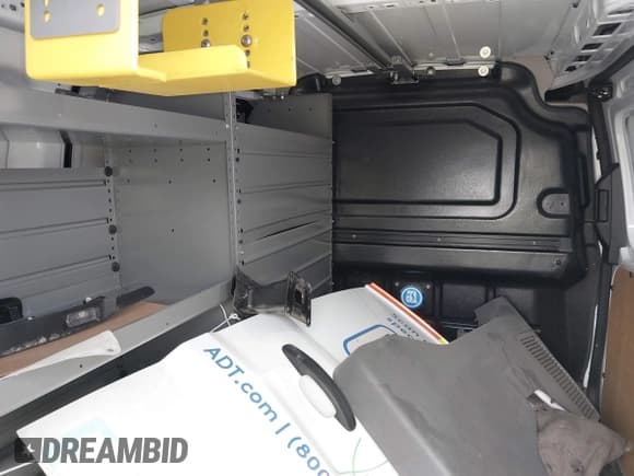 ✅ 2023 Ford Transit Connect XLT • VIN: NM0LS7T21P1562391 • Lot: 42727229. Wystawiony na IAAI z przebiegiem 17 812 mil. Bezpłatny archiwum sprzedaży aukcyjnych z USA i szczegółowy raport historii pojazdu na DreamBid. Zdjęcie 8.