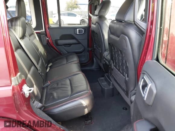 ✅ 2021 Jeep Wrangler Unlimited Rubicon • VIN: 1C4HJXFG8MW852662 • Лот: 43513694. Опубликован ранее на IAAI с пробегом 26 079 миль. Бесплатный доступ к архиву аукционных продаж из США и подробный отчёт об истории автомобиля на DreamBid. Изображение 8.