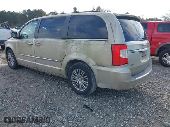 ✅ 2014 Chrysler Town & Country Touring L • VIN: 2C4RC1CG1ER372344 • Lot: 43778948. Listed on IAAI with 109,725 mi. Free auction sales archive from the USA and detailed vehicle history report at DreamBid. Image 3.