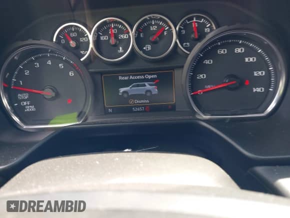 ✅ 2021 Chevrolet Suburban RST • VIN: 1GNSCEKD5MR228825 • Lot: 42916245. Wystawiony na IAAI z przebiegiem 52 657 mil. Bezpłatny archiwum sprzedaży aukcyjnych z USA i szczegółowy raport historii pojazdu na DreamBid. Zdjęcie 7.