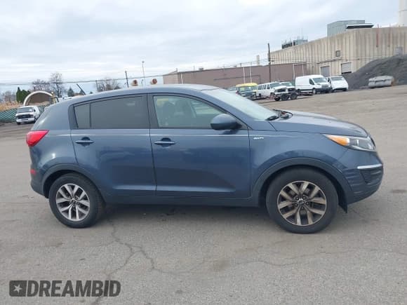 ✅ 2016 Kia Sportage LX • VIN: KNDPBCAC3G7853786 • Lot: 43803793. Listed on IAAI with 152,179 mi. Free auction sales archive from the USA and detailed vehicle history report at DreamBid. Image 13.