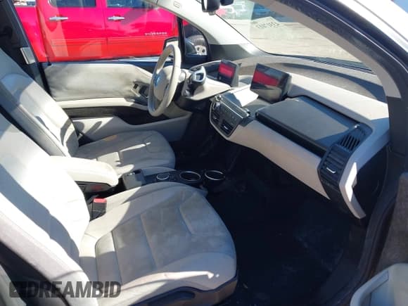 ✅ 2015 BMW i3 • VIN: WBY1Z4C57FV500286 • Lot: 43317013. Listed on IAAI with 88,597 mi. Free auction sales archive from the USA and detailed vehicle history report at DreamBid. Image 5.