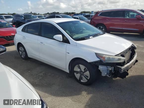 2017 Hyundai Ioniq Blue с VIN KMHC65LC7HU031275, выставлен на аукционе Copart как лот 73009004 с пробегом 121 222 миль миль и Списание • Salvage title. История ставок и продаж доступна на DreamBid. Изображение 4.