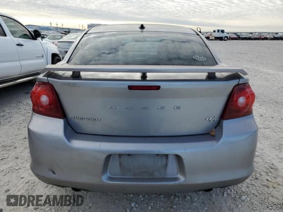 ✅ 2013 Dodge Avenger R/T • VIN: 1C3CDZBG5DN552431 • Лот: 83752024. Опубликован ранее на Copart с пробегом 133 361 миль. Бесплатный доступ к архиву аукционных продаж из США и подробный отчёт об истории автомобиля на DreamBid. Изображение 6.