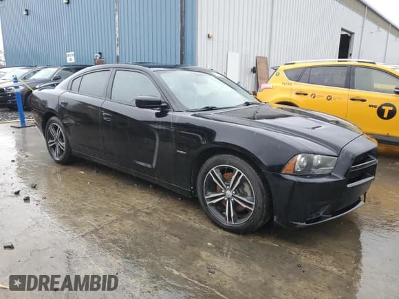 ✅ 2013 Dodge Charger RT Plus • VIN: 2C3CDXDT8DH602083 • Lot: 47822725. Listed on Copart with 114,777 mi. Free auction sales archive from the USA and detailed vehicle history report at DreamBid. Image 4.