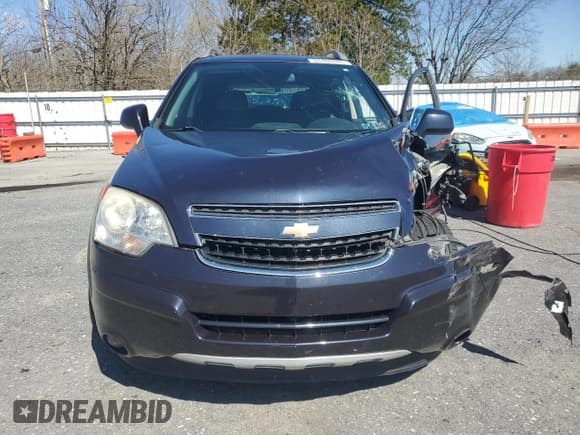 ✅ 2014 Chevrolet Captiva Sport LT • VIN: 3GNAL3EK2ES601408 • Lot: 51488845. Wystawiony na Copart z przebiegiem 109 363 mil. Bezpłatny archiwum sprzedaży aukcyjnych z USA i szczegółowy raport historii pojazdu na DreamBid. Zdjęcie 5.