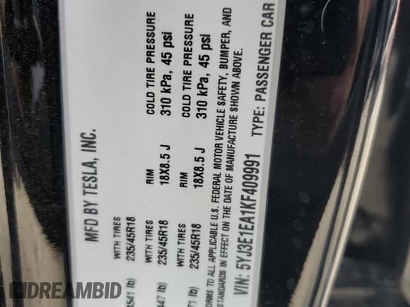 ✅ 2019 Tesla Model 3 Mid Range • VIN: 5YJ3E1EA1KF409991 • Лот: 59198445. Опубликован ранее на Copart с пробегом 69 535 миль. Бесплатный доступ к архиву аукционных продаж из США и подробный отчёт об истории автомобиля на DreamBid. Изображение 13.