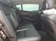 ✅ 2015 Kia K900 Luxury • VIN: KNALW4D45F6019274 • Lot: 70019464. Wystawiony na Copart z przebiegiem 144 668 mil. Bezpłatny archiwum sprzedaży aukcyjnych z USA i szczegółowy raport historii pojazdu na DreamBid. Zdjęcie 10.