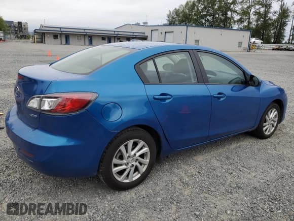 ✅ 2012 Mazda 3 i Touring • VIN: JM1BL1V8XC1577976 • Lot: 59394925. Listed on Copart with 130,582 mi. Free auction sales archive from the USA and detailed vehicle history report at DreamBid. Image 3.