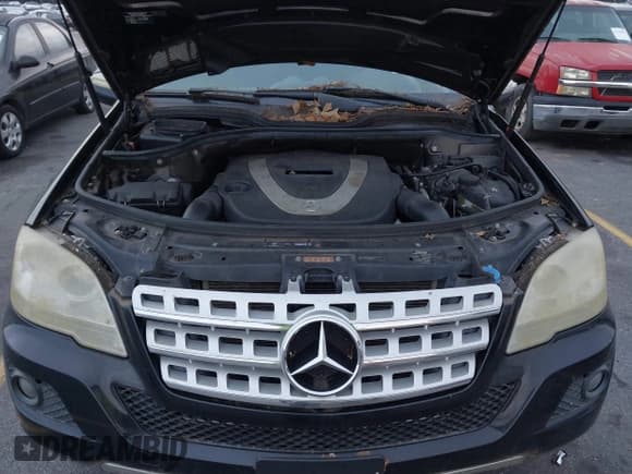 ✅ 2009 Mercedes-Benz M 350 • VIN: 4JGBB86E19A526029 • Lot: 41209546. Listed on IAAI with 220,885 mi. Free auction sales archive from the USA and detailed vehicle history report at DreamBid. Image 10.